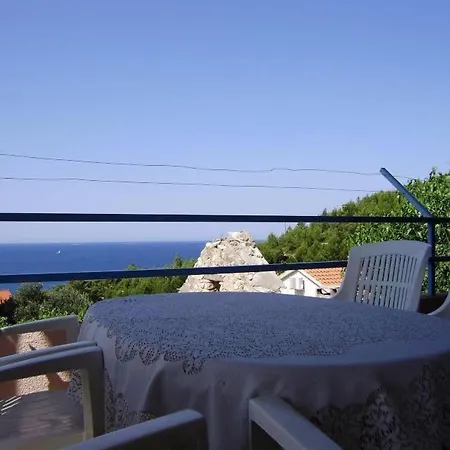 In Mit Terrasse By Interhome *