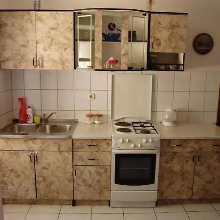 In Mit Terrasse By Interhome *