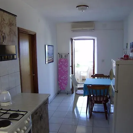 In Mit Terrasse By Interhome * Ivan Dolac