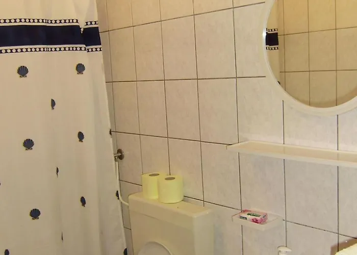 Lägenhet In Mit Terrasse By Interhome *